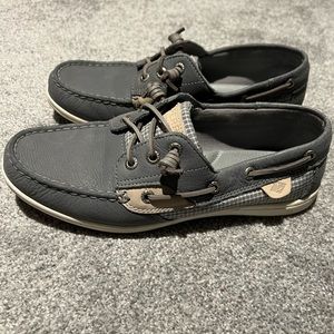 Sperry gray boat shoe size 8.5
